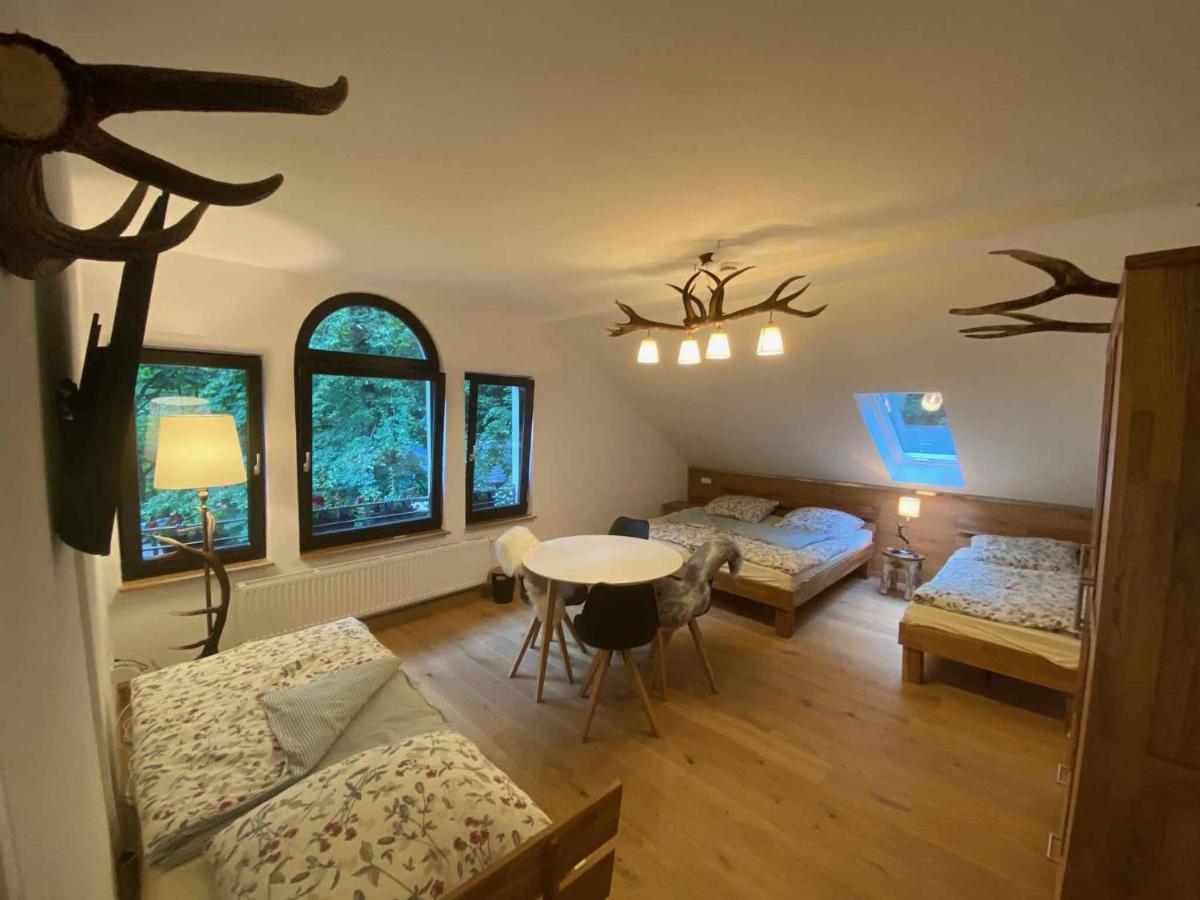 Appartement Forsthaus à Crimmitschau Extérieur photo